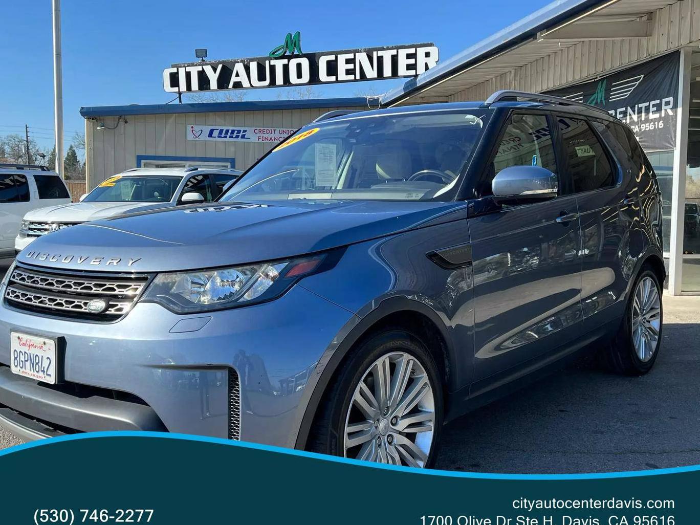 LAND ROVER DISCOVERY 2018 SALRG2RV7JA071293 image